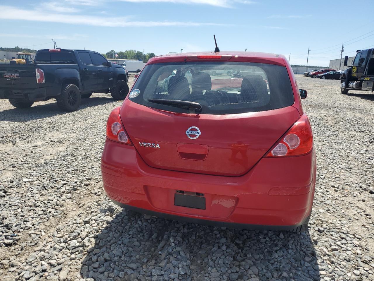 2011 Nissan Versa S - Image 6