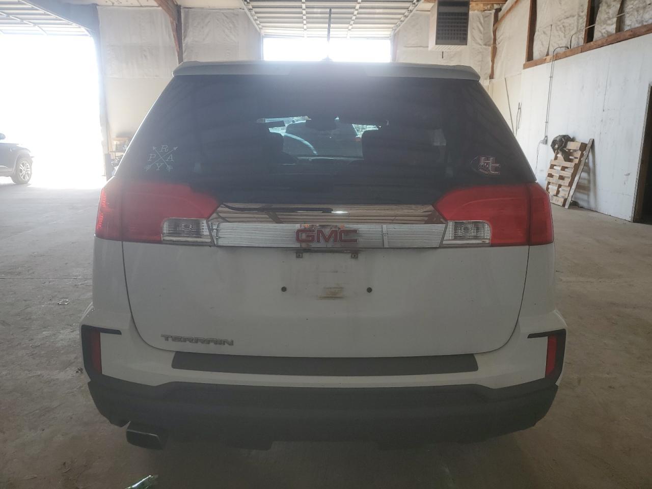 2017 GMC Terrain Sle - Image 6