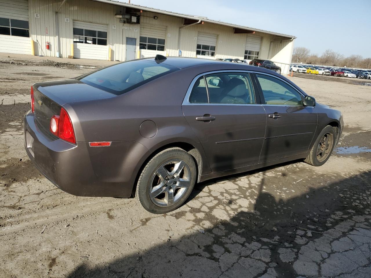 2012 Chevrolet Malibu Ls - Фото 3