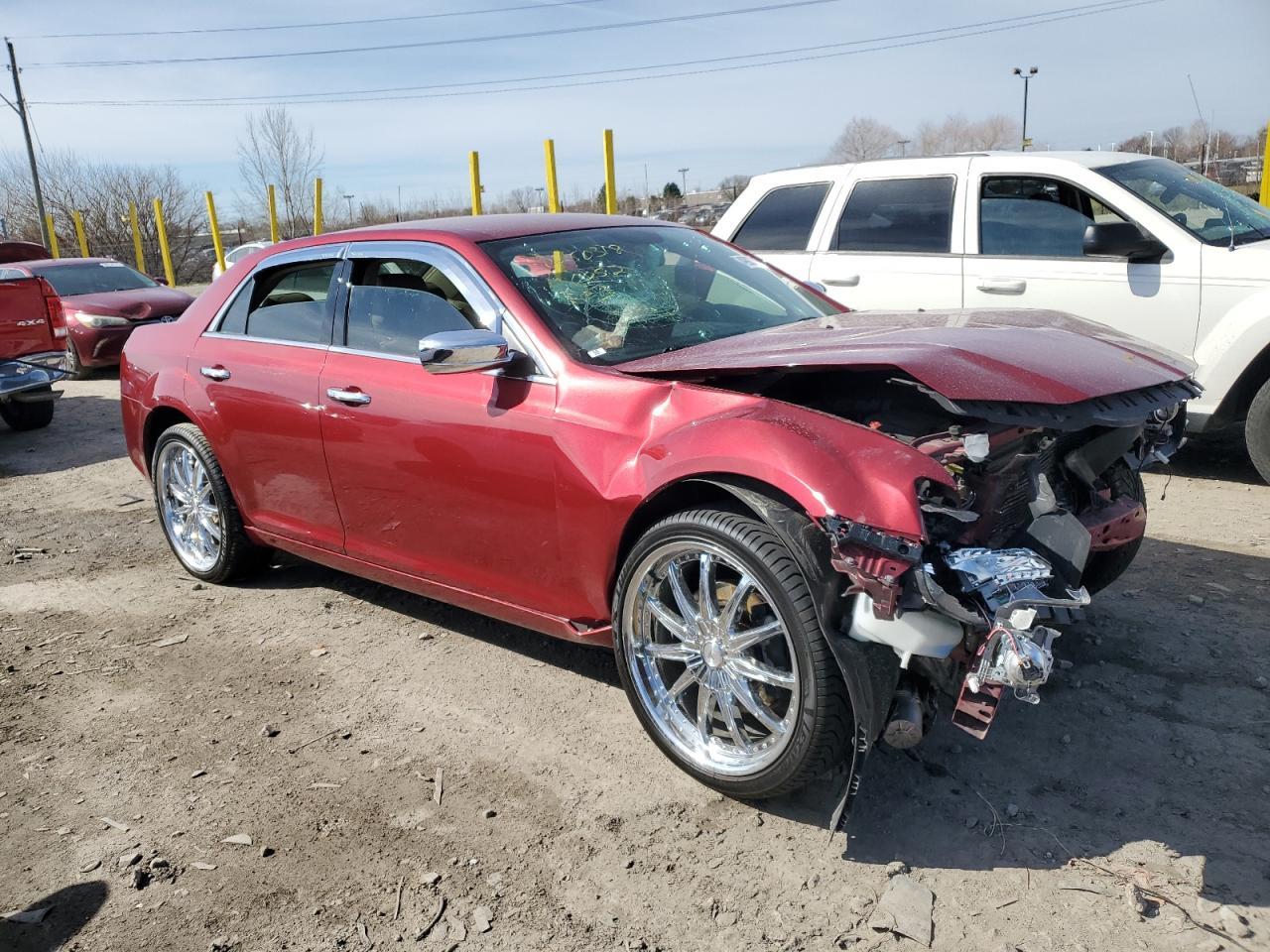 2014 Chrysler 300C - Фото 4
