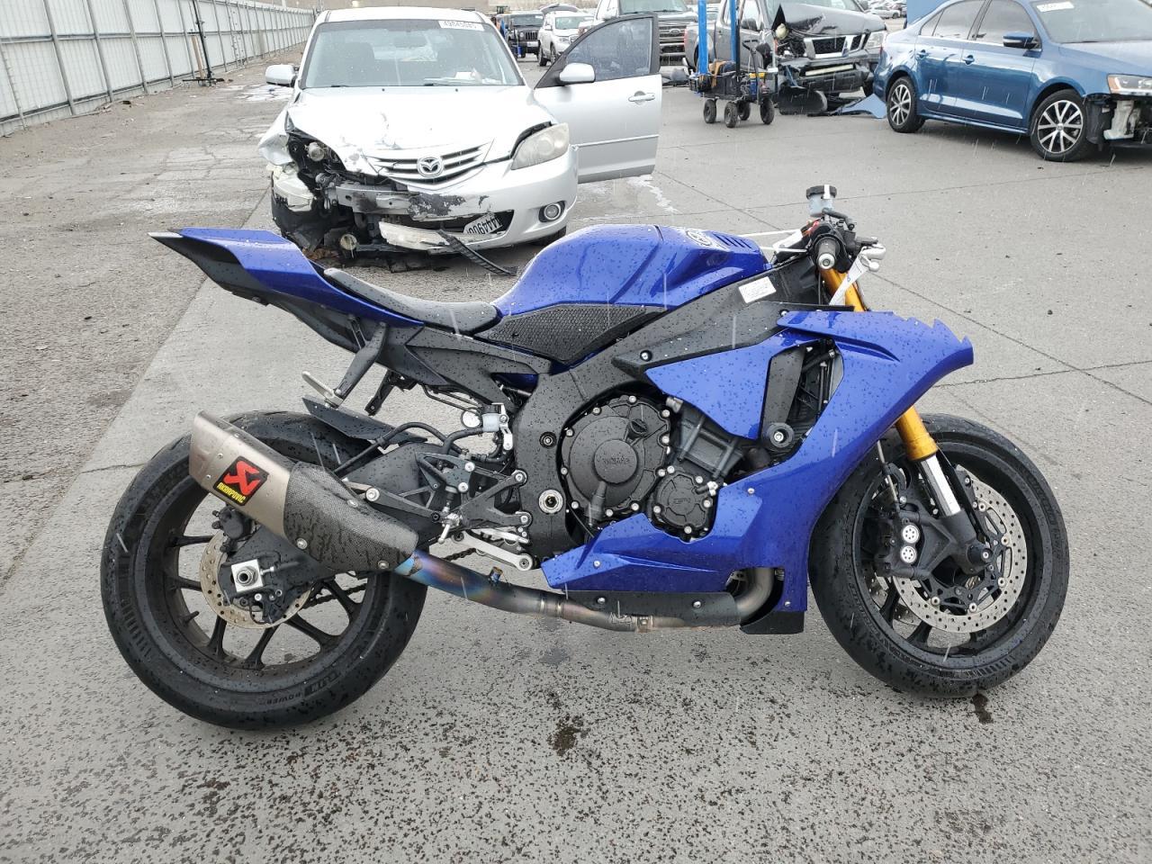 2018 Yamaha Yzfr1