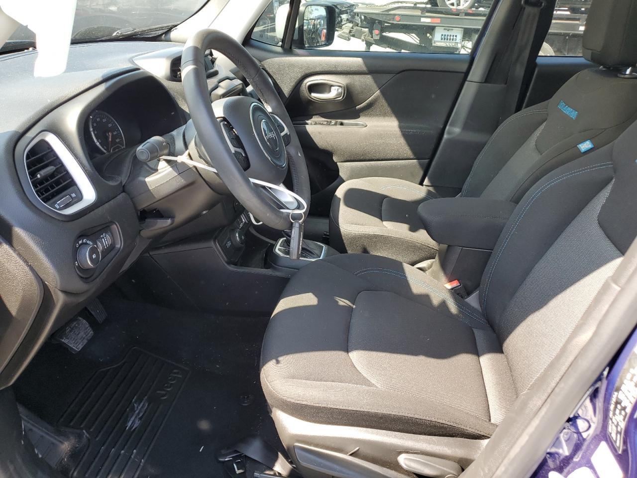 2021 Jeep Renegade Latitude - Image 7