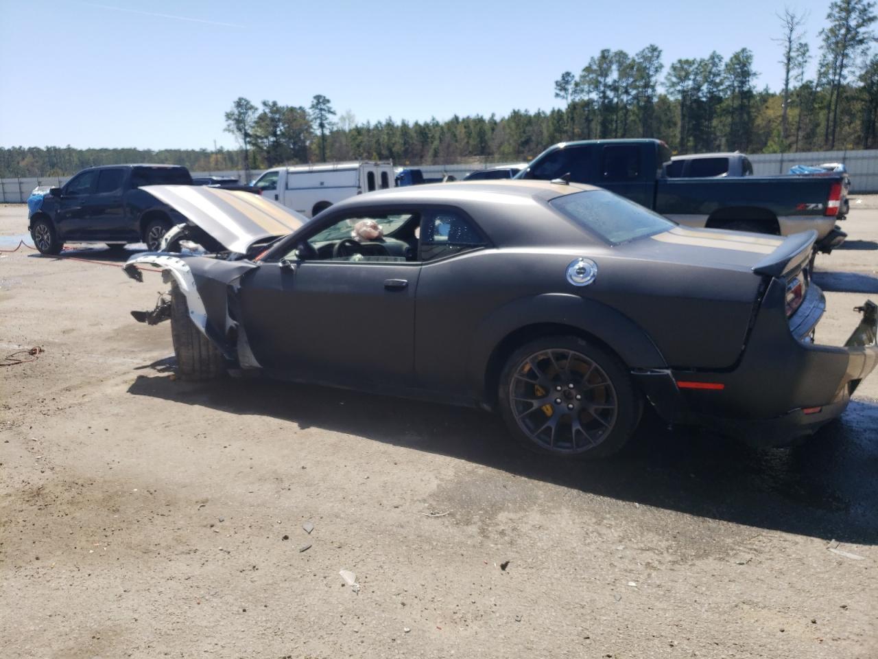 2022 Dodg Challenger - Фото 2