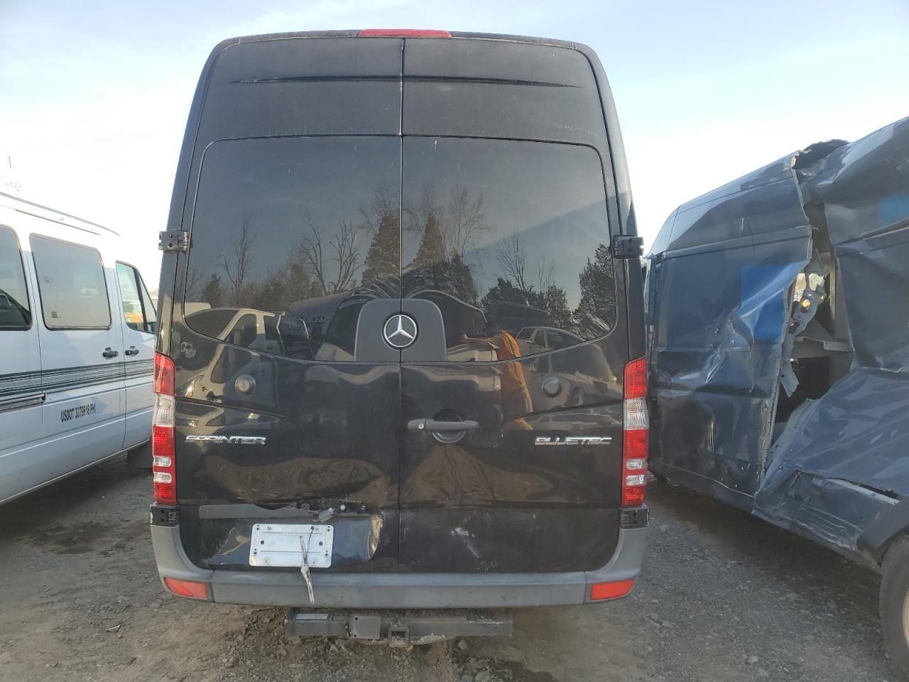 2014 Mercedes-Benz Sprinter 2500 - Фото 6