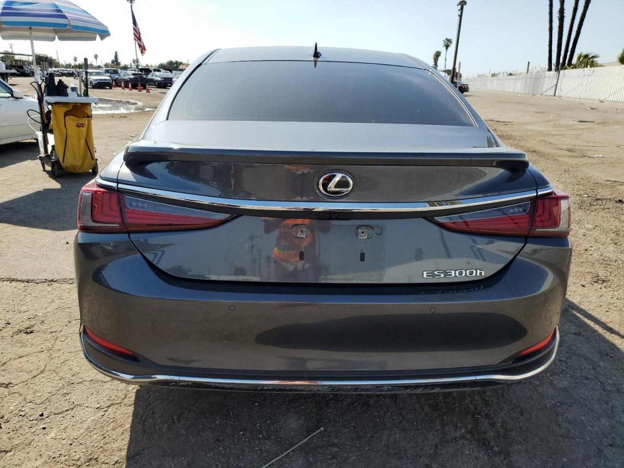 2024 Lexus Es 300H Base - Image 6