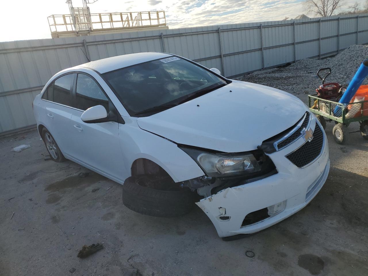 2012 Chevrolet Cruze Lt - Image 4