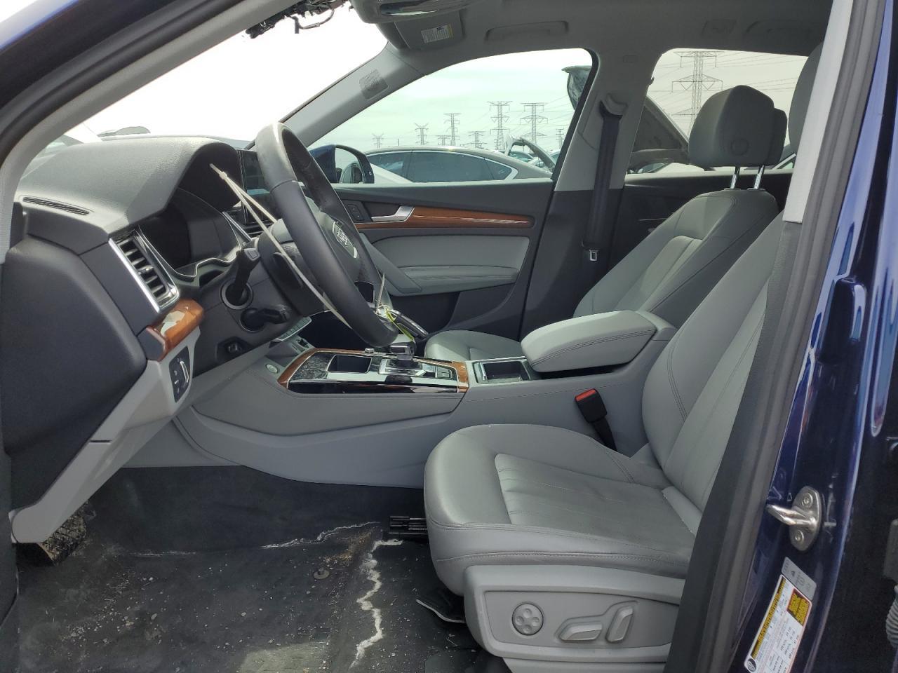 2022 Audi Q5 Premium Plus 45 - Image 7