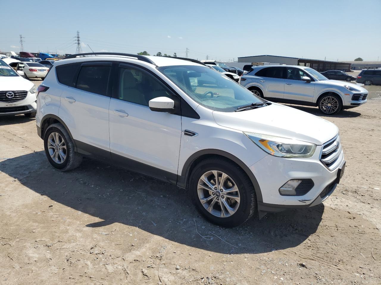 2017 Ford Escape Se - Фото 4