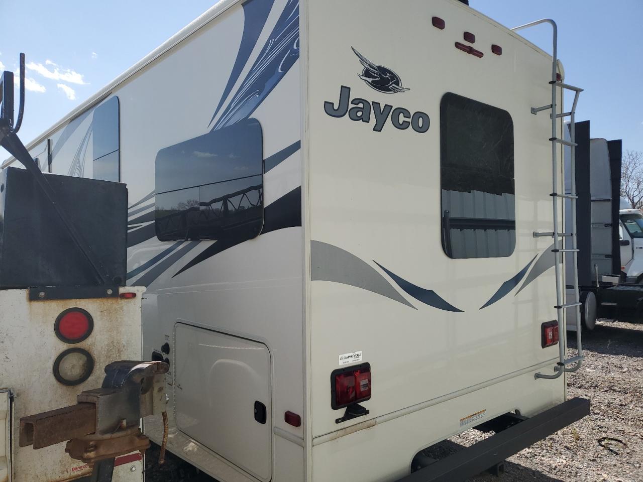 2017 Ford Econoline E450 Super Duty Cutaway Van - Фото 3