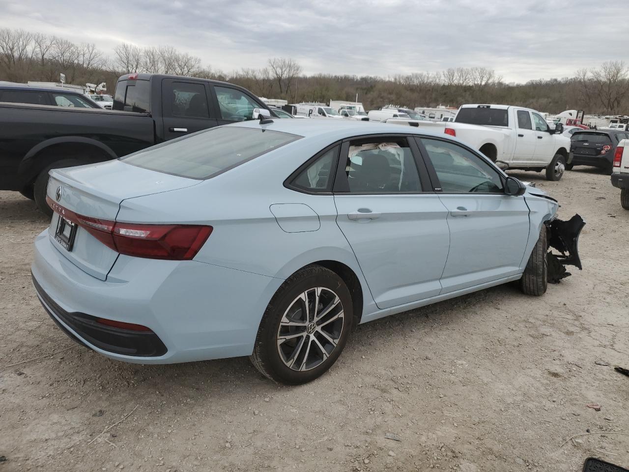 2025 Volkswagen Jetta Sport - Image 3