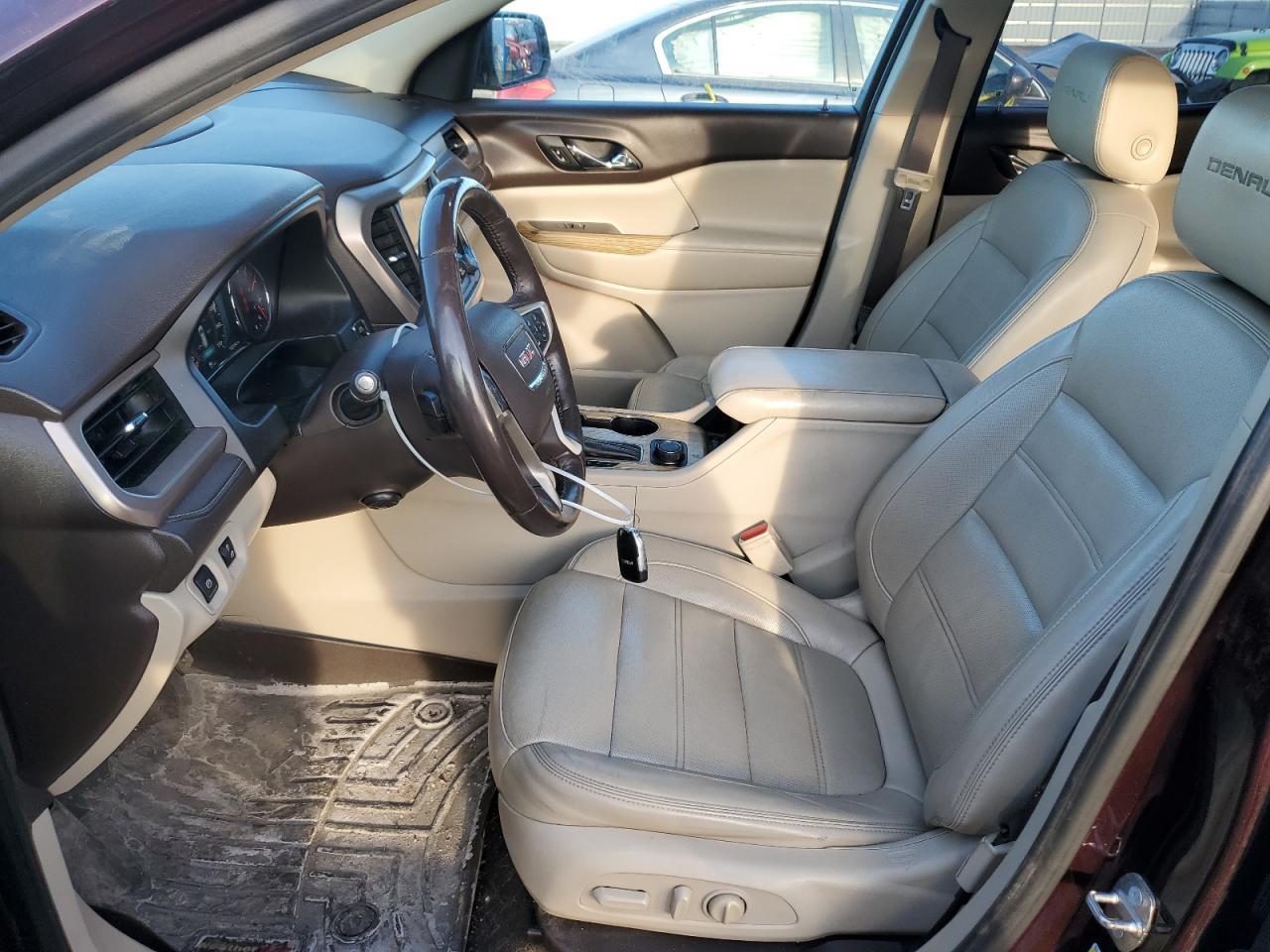 2017 GMC Acadia Denali - Image 7