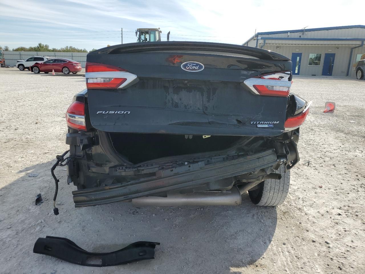 2020 Ford Fusion Titanium - Фото 6