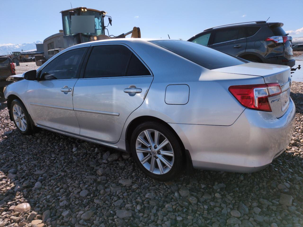 2012 Toyota Camry Base - Фото 2