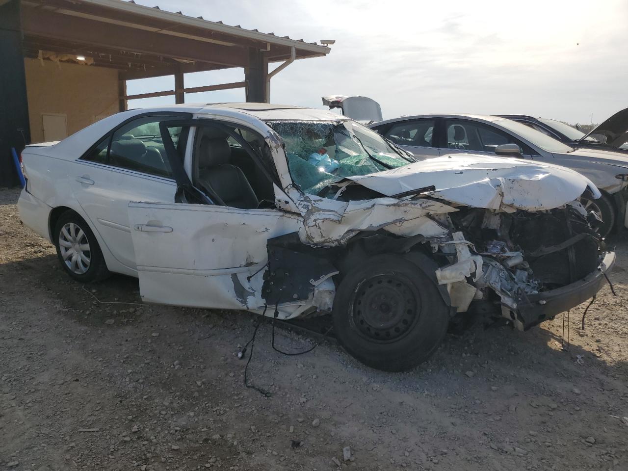 2002 Toyota Camry Le - Фото 4