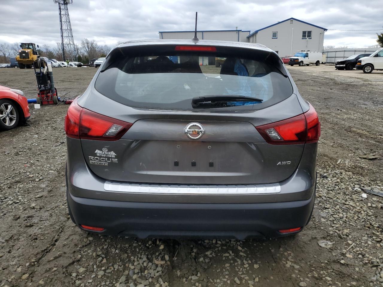 2019 Nissan Rogue Sport S - Фото 6