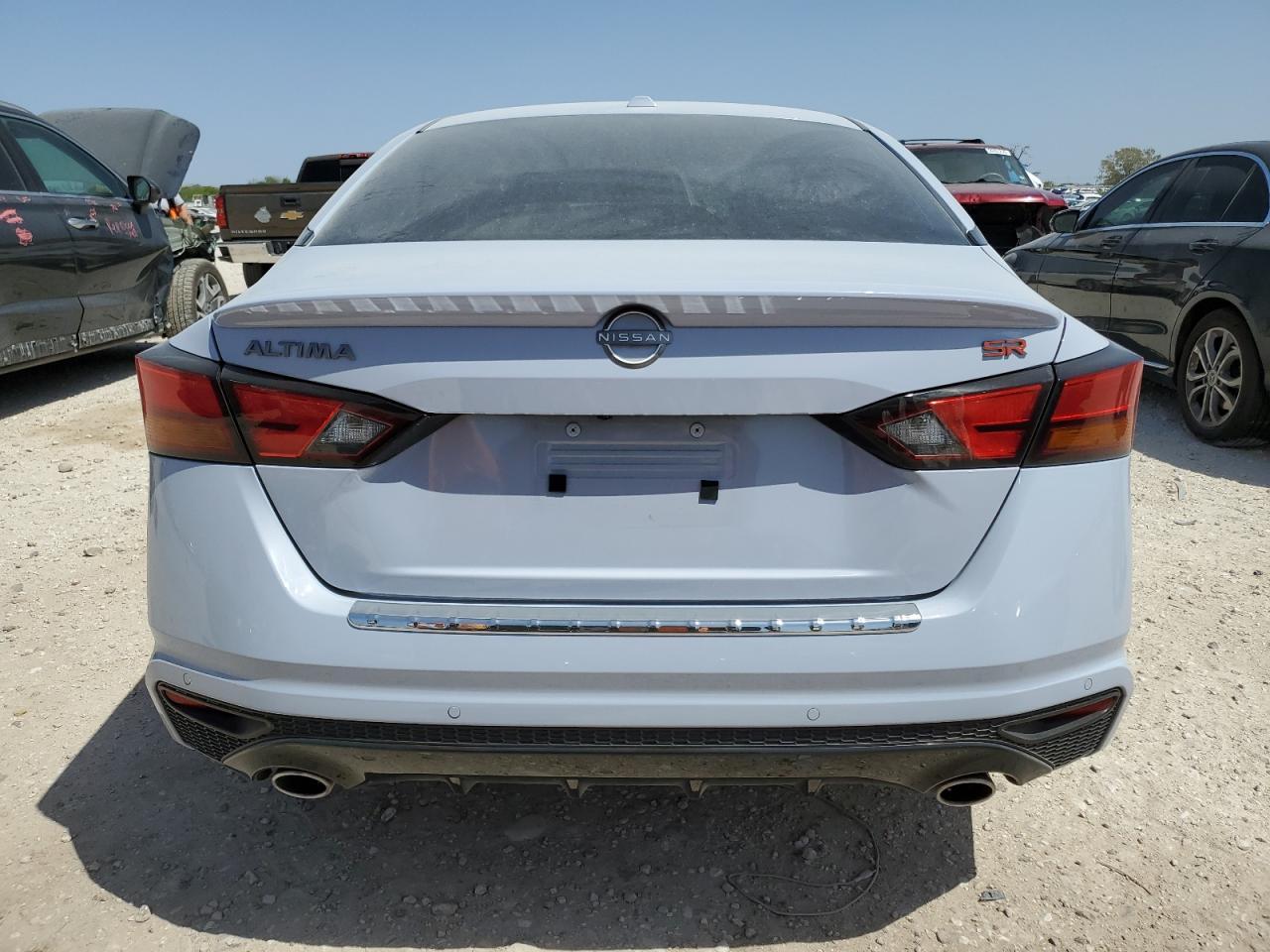 2023 Nissan Altima Sr - Image 6