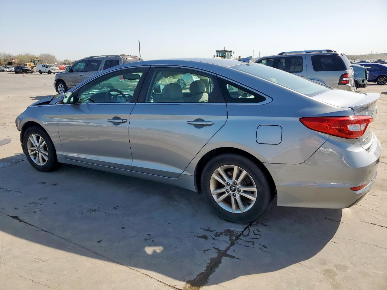 2015 Hyundai Sonata Se - Фото 2