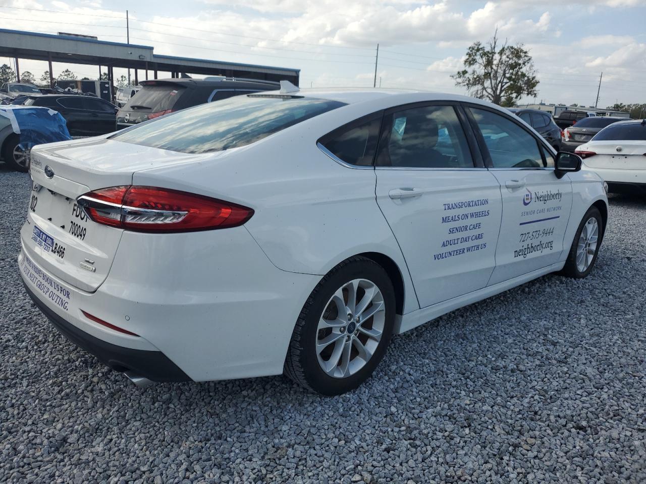 2019 Ford Fusion Se - Фото 3