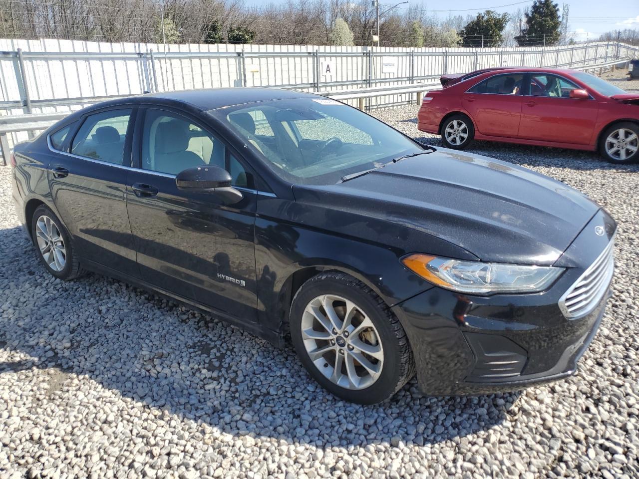 2019 Ford Fusion Se - Image 4