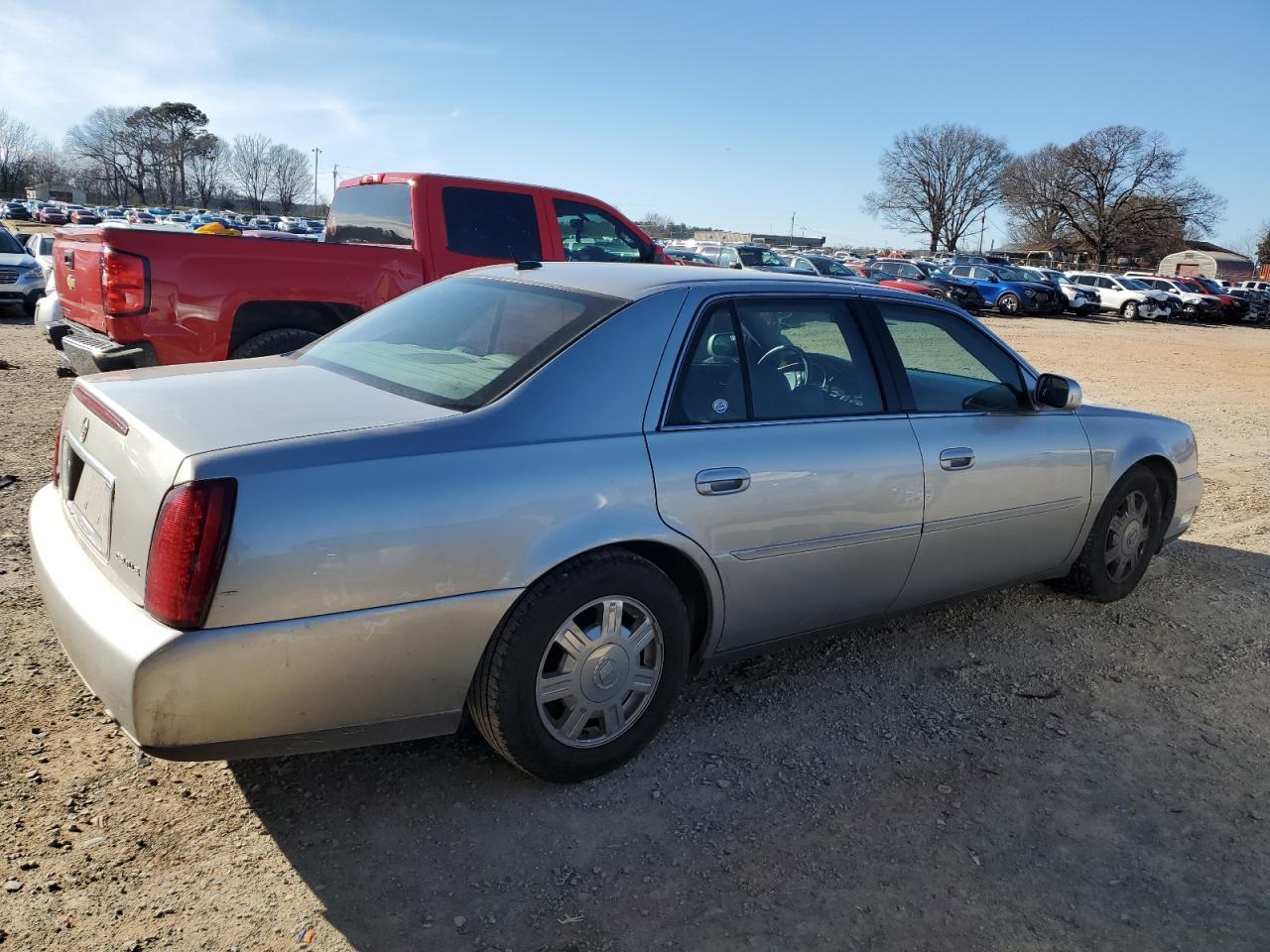 2005 Cadillac Deville - Image 3