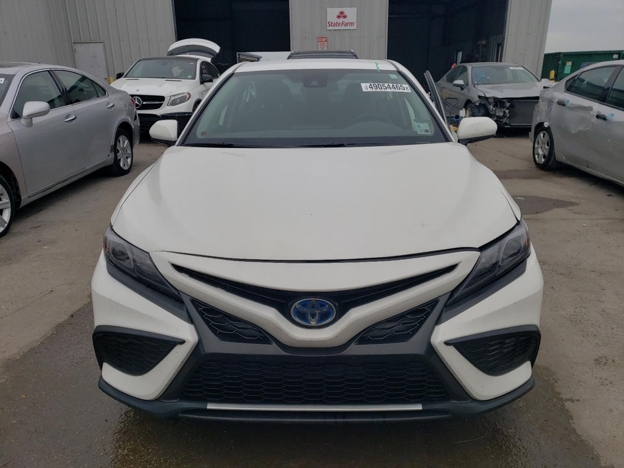 2024 Toyota Camry Le - Image 5