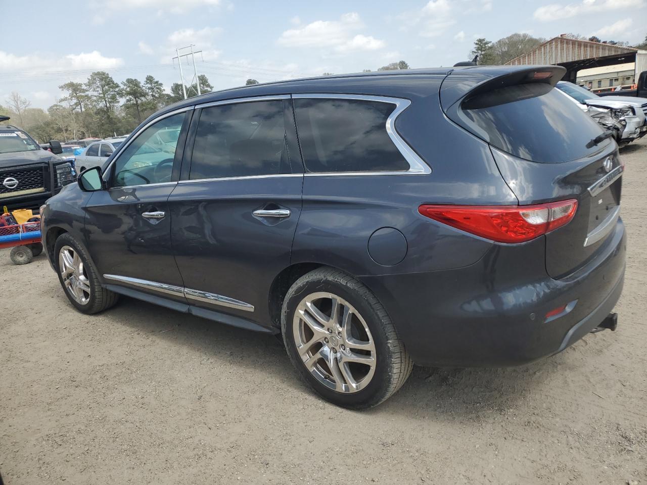 2013 Infiniti Jx35 - Image 2