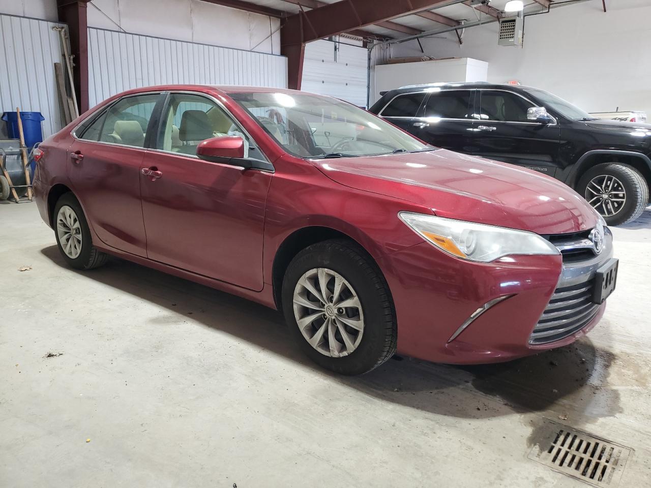 2016 Toyota Camry Le - Image 4