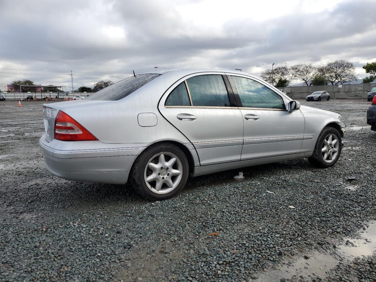 2002 Mercedes-Benz C 320 - Фото 3