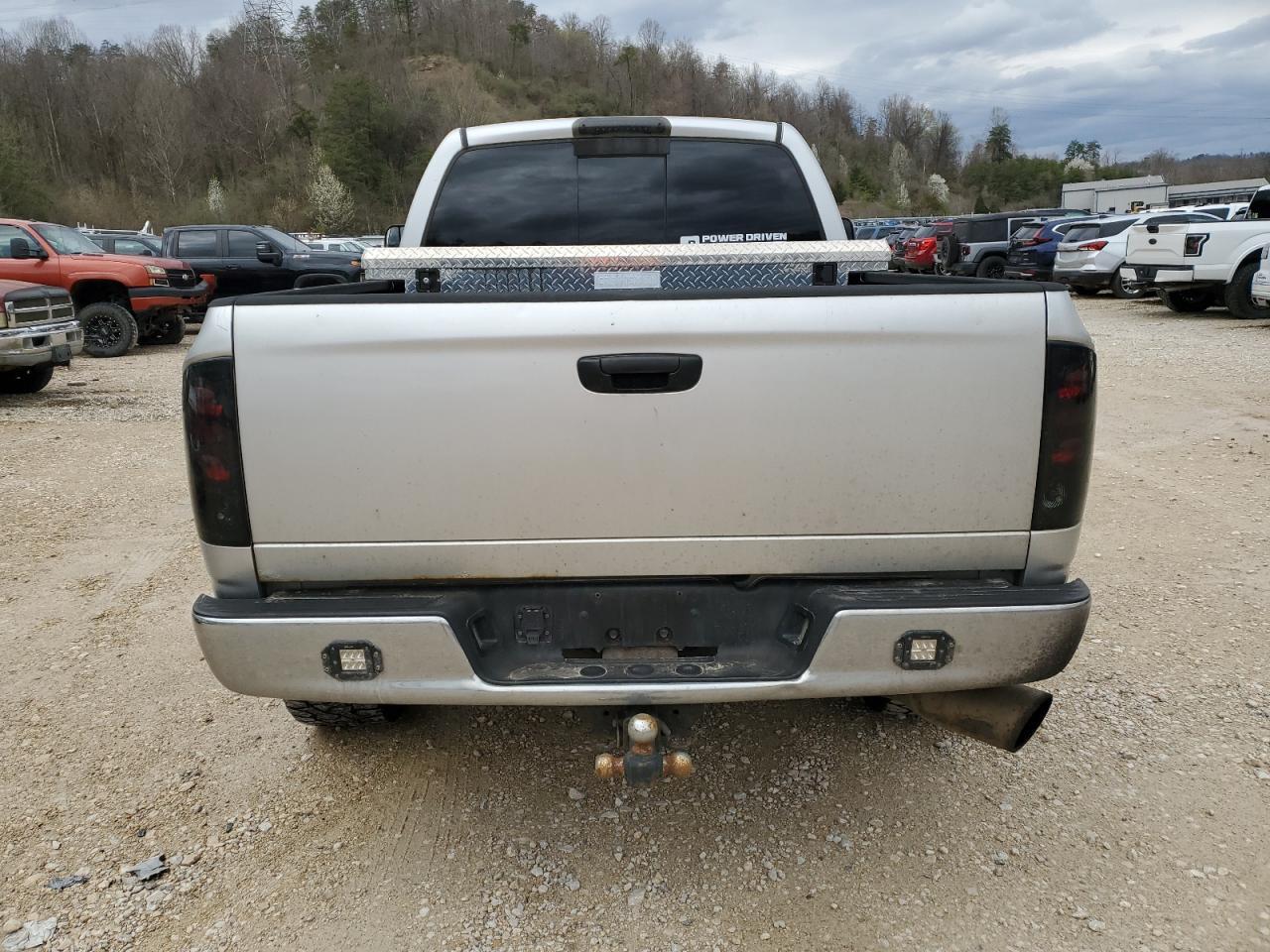 2005 Dodge Ram 2500 St - Фото 6