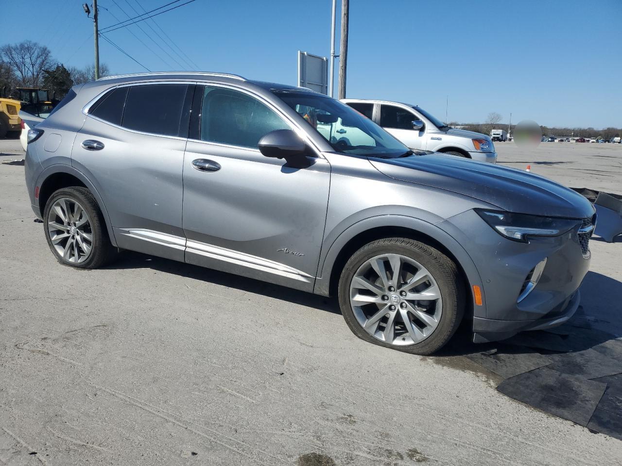 2022 Buick Envision Avenir - Image 4