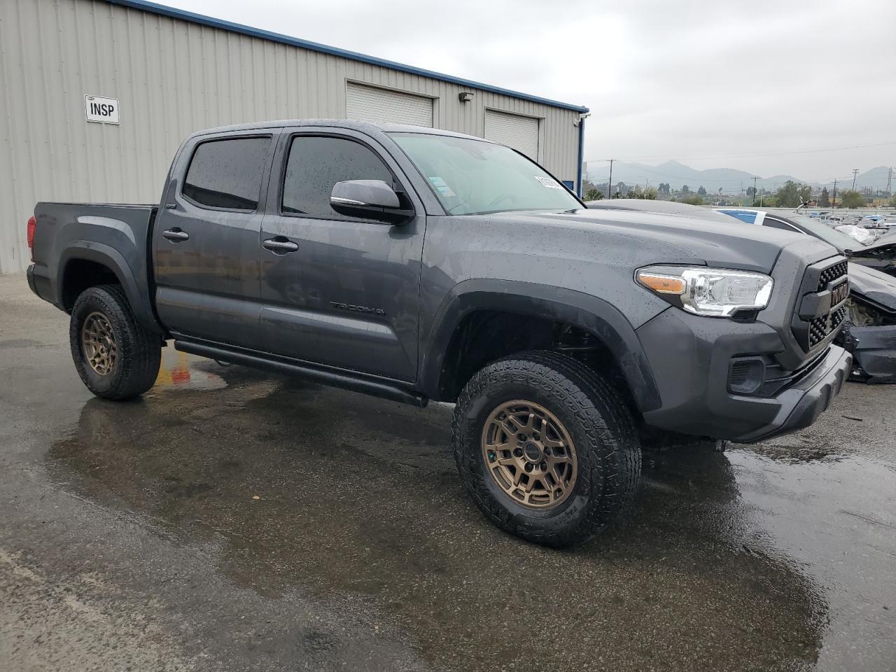 2023 Toyota Tacoma Double Cab - Image 4