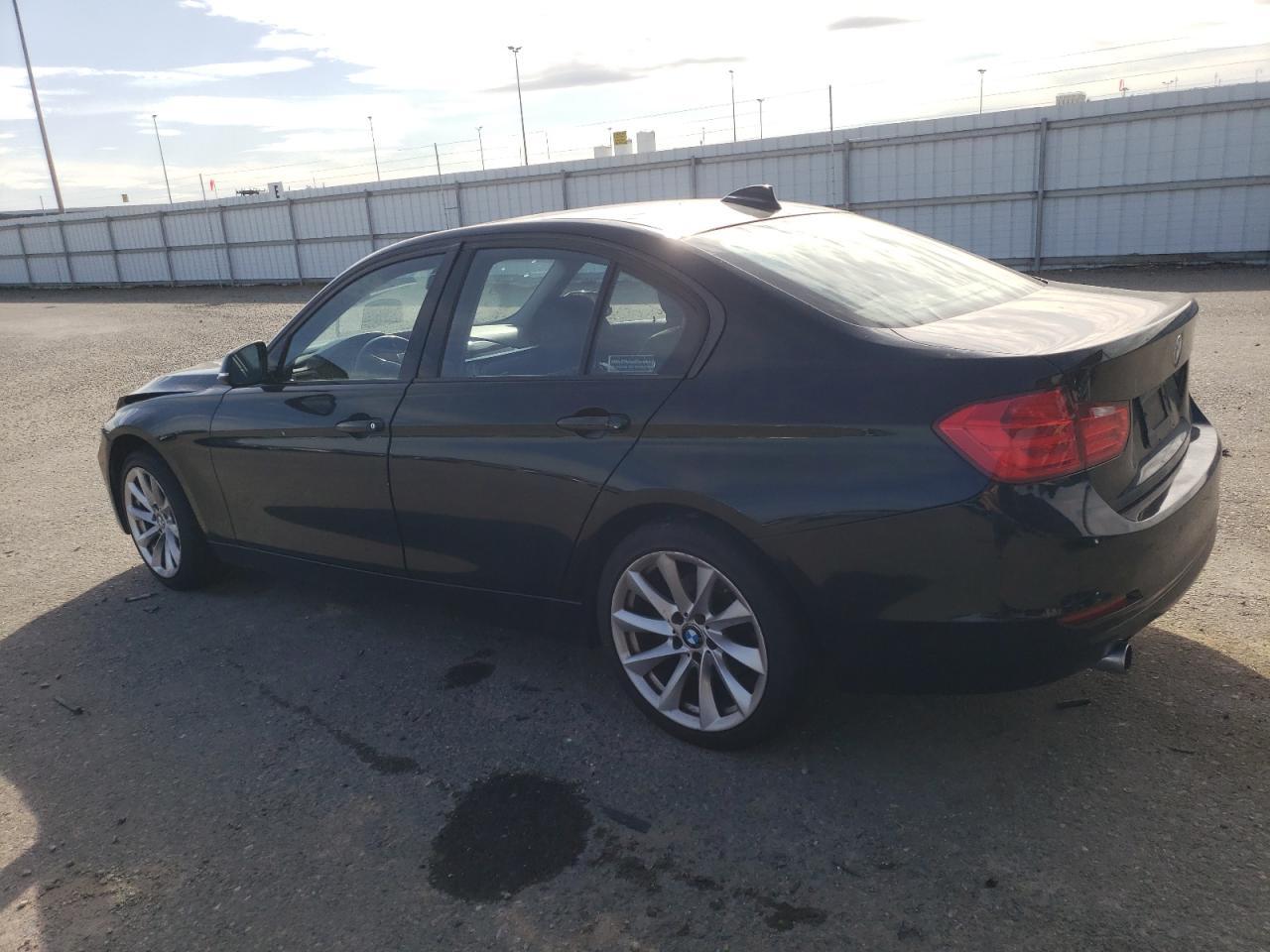 2015 BMW 320 I - Фото 2