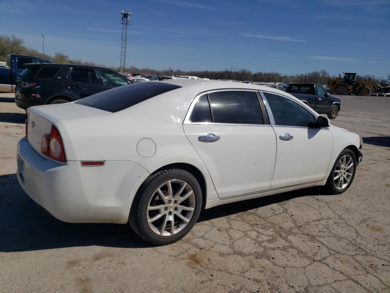 2011 Chevrolet Malibu Ltz - Image 3