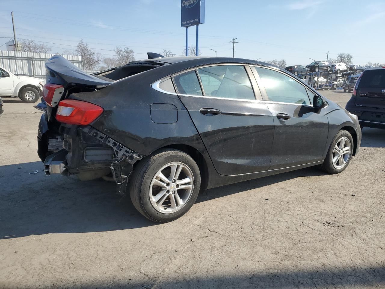 2017 Chevrolet Cruze Lt - Фото 3