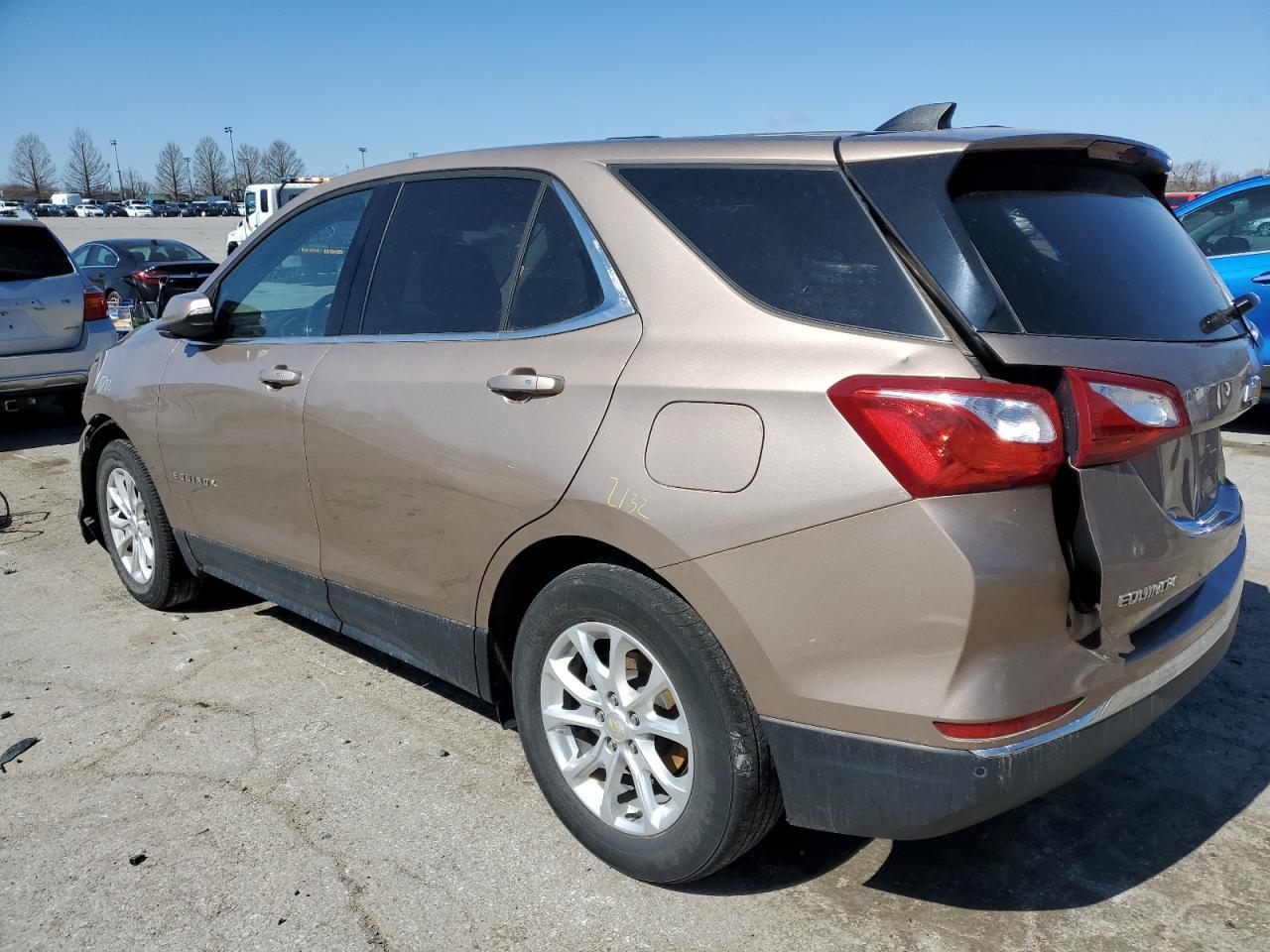 2019 Chevrolet Equinox Lt - Image 2