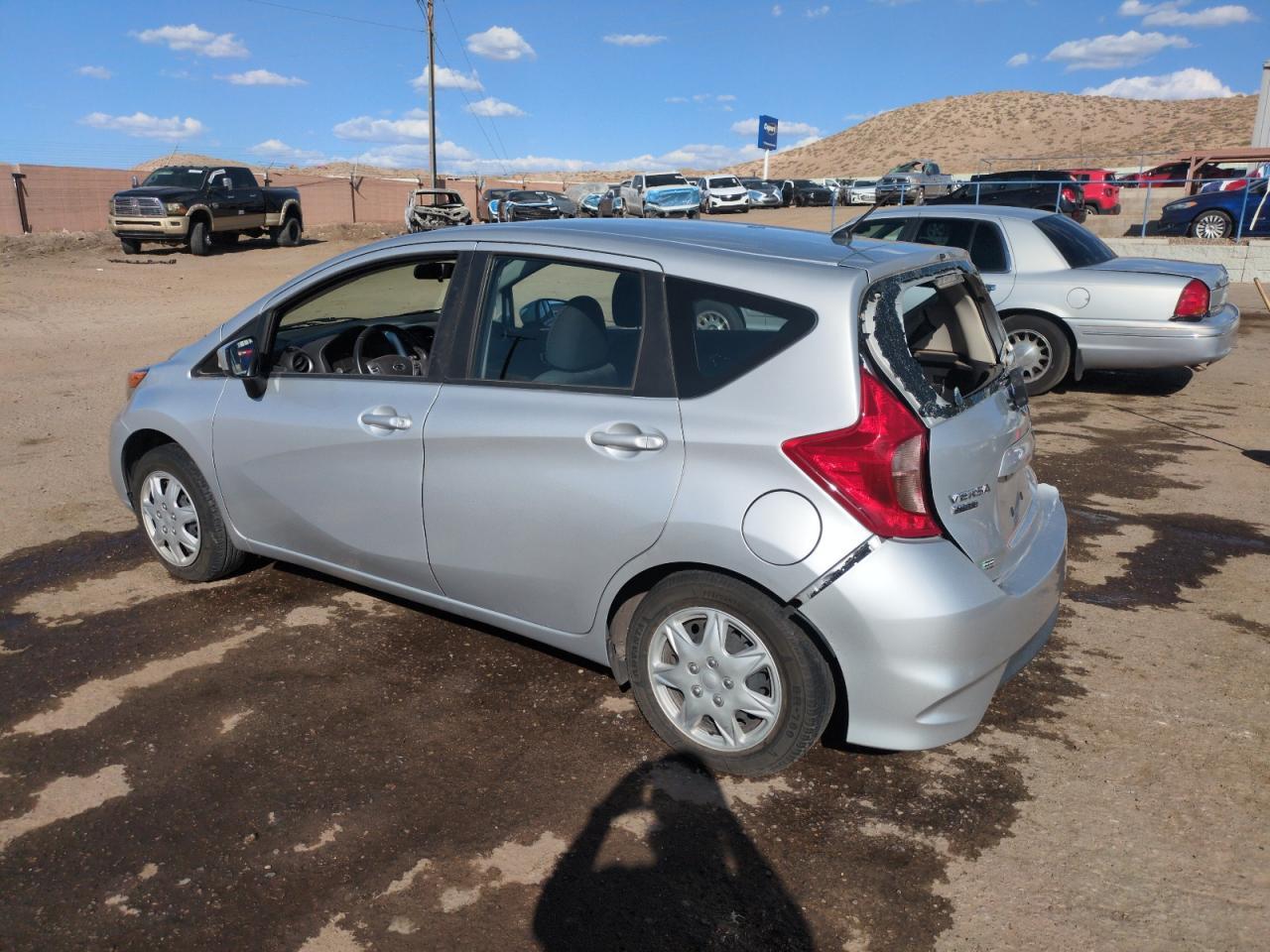 2019 Nissan Versa Note S - Фото 2