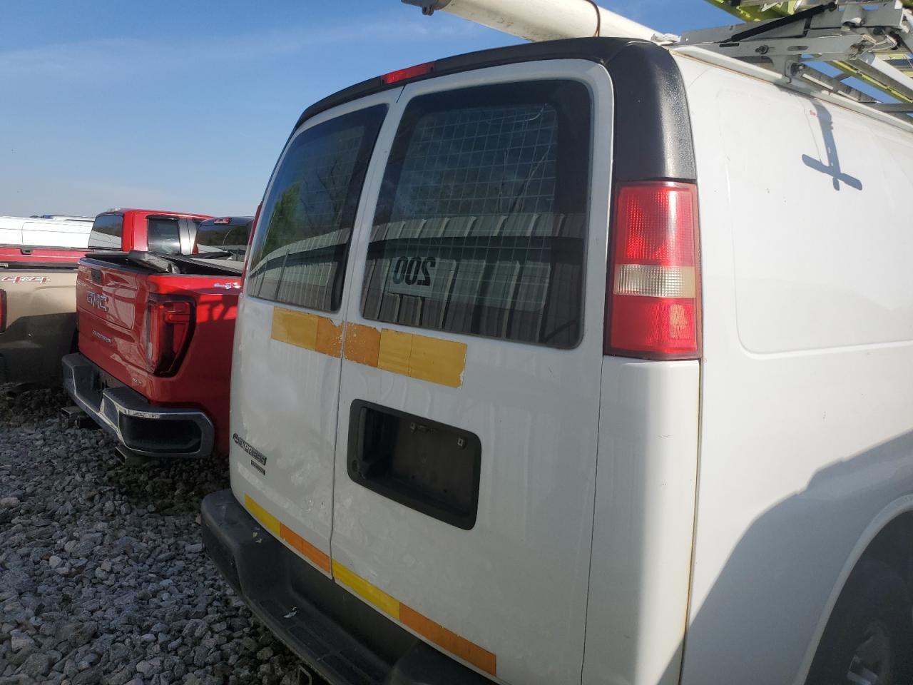 2013 Chevrolet Express G2500 - Image 6