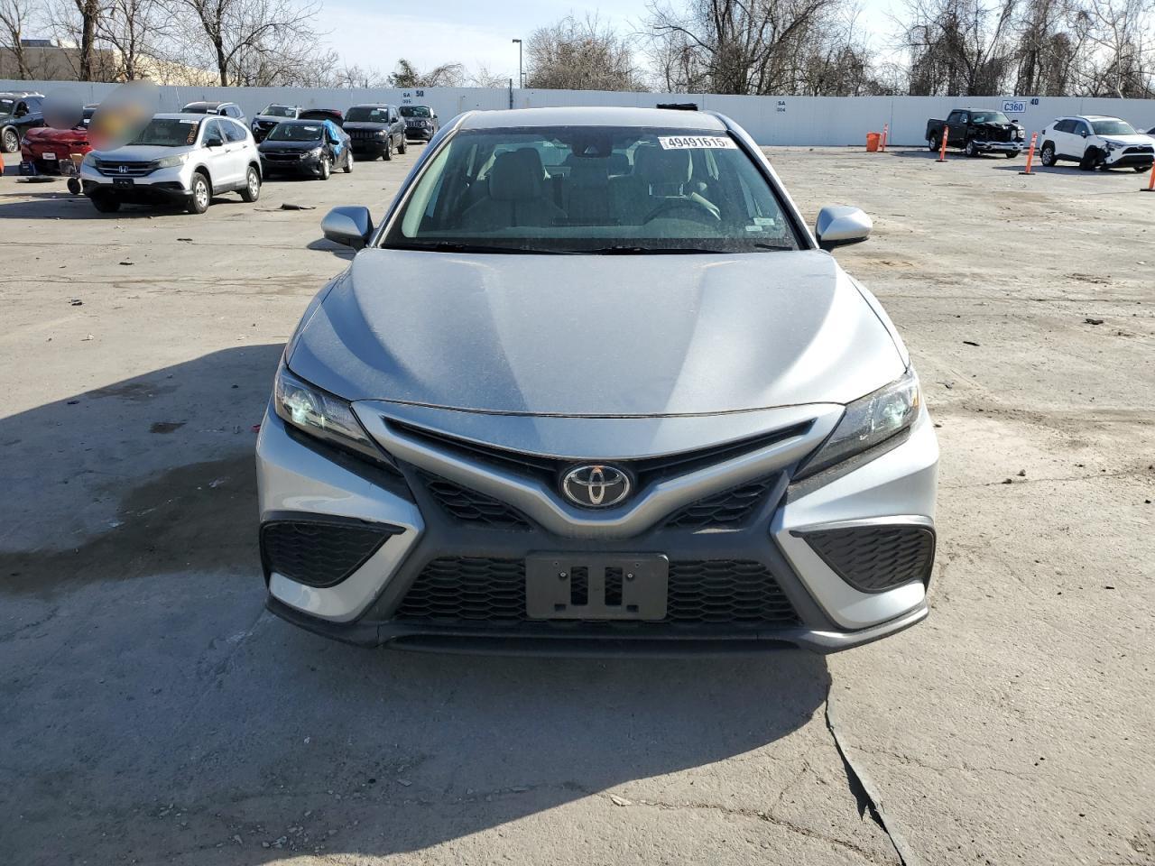 2021 Toyota Camry Se - Image 5