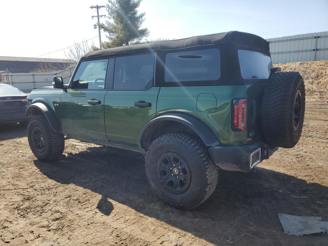 2024 Ford Bronco Wildtrak - Image 2