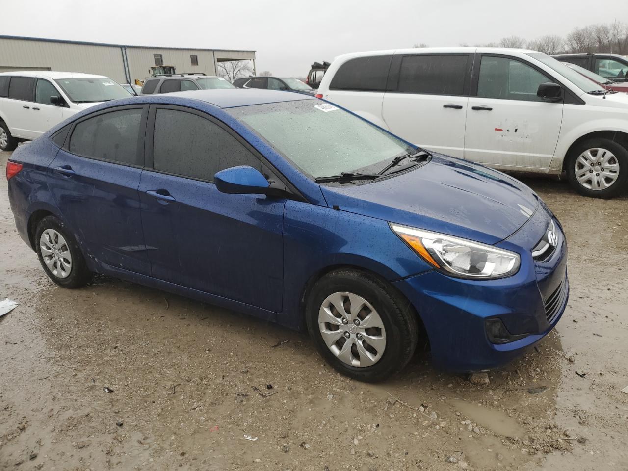 2017 Hyundai Accent Se - Image 4