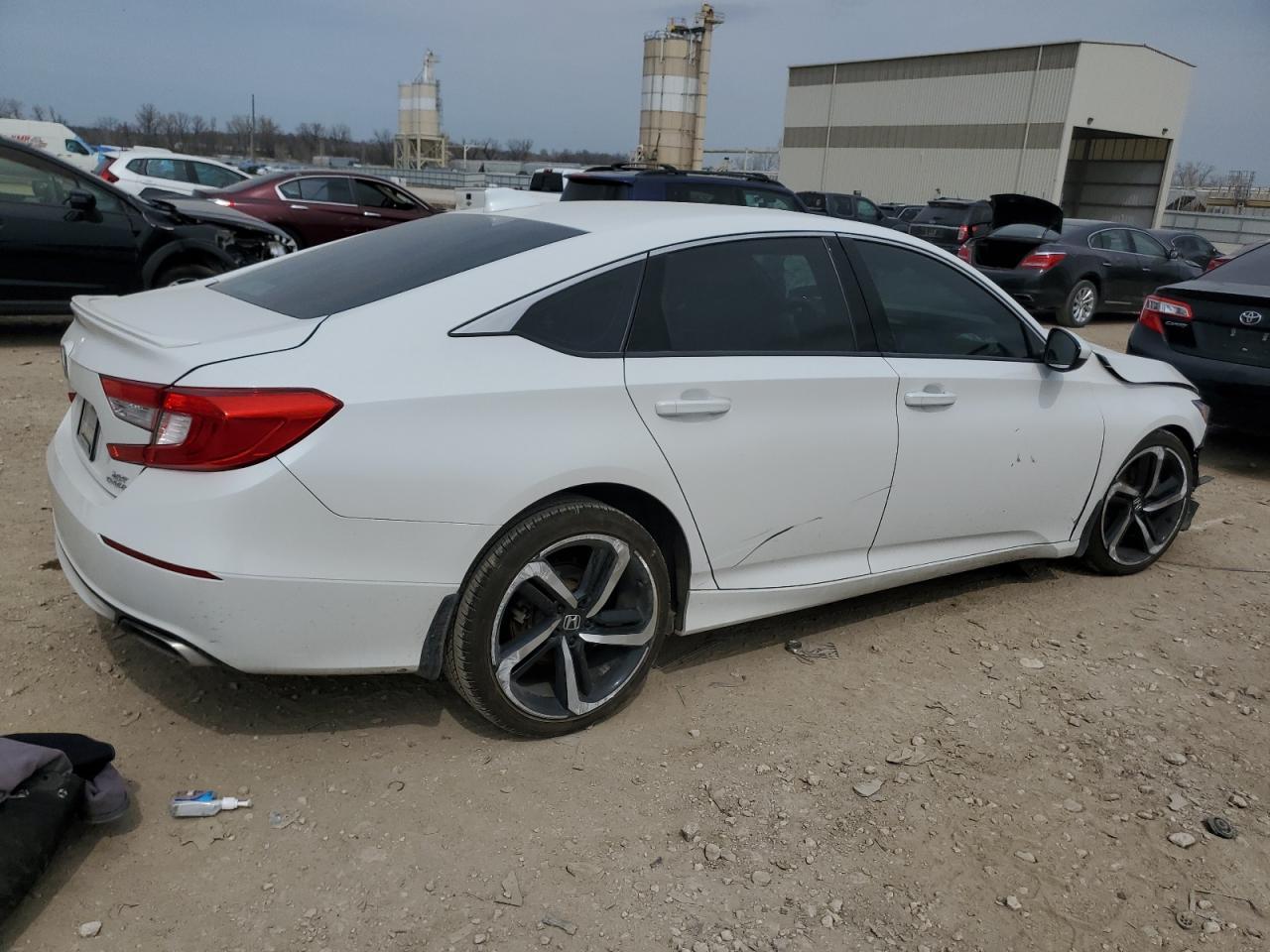 2020 Honda Accord - Фото 3