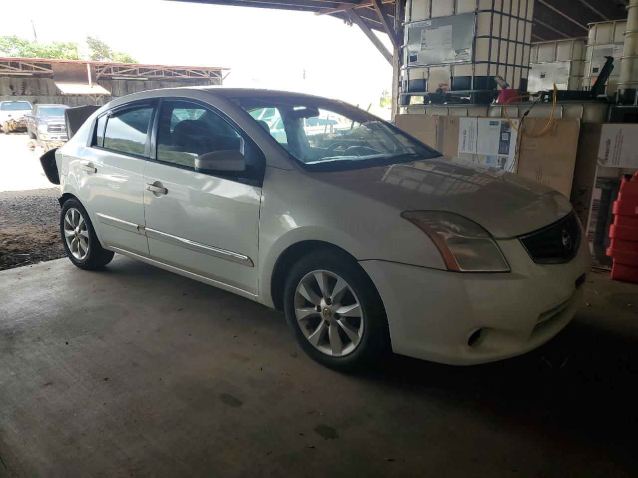 2010 Nissan Sentra 2.0 - Image 4