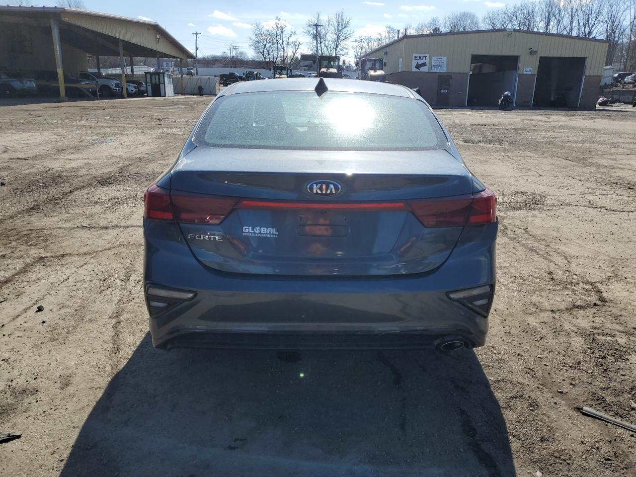 2020 Kia Forte - Image 6