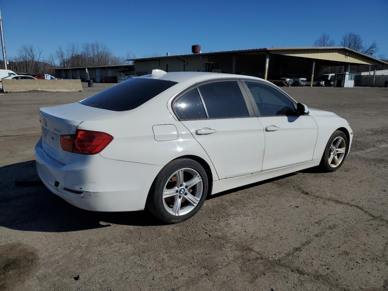 2013 BMW 328 Xi Sulev - Image 5