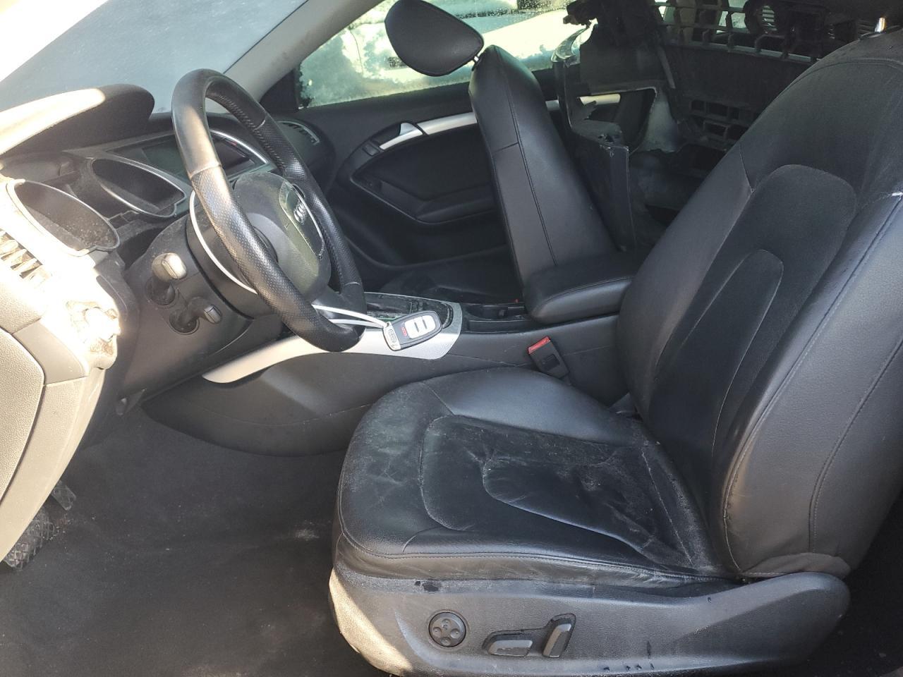 2010 Audi A5 Premium Plus - Фото 7