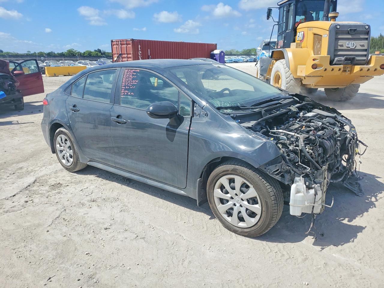 2025 Toyota Corolla Le - Image 4