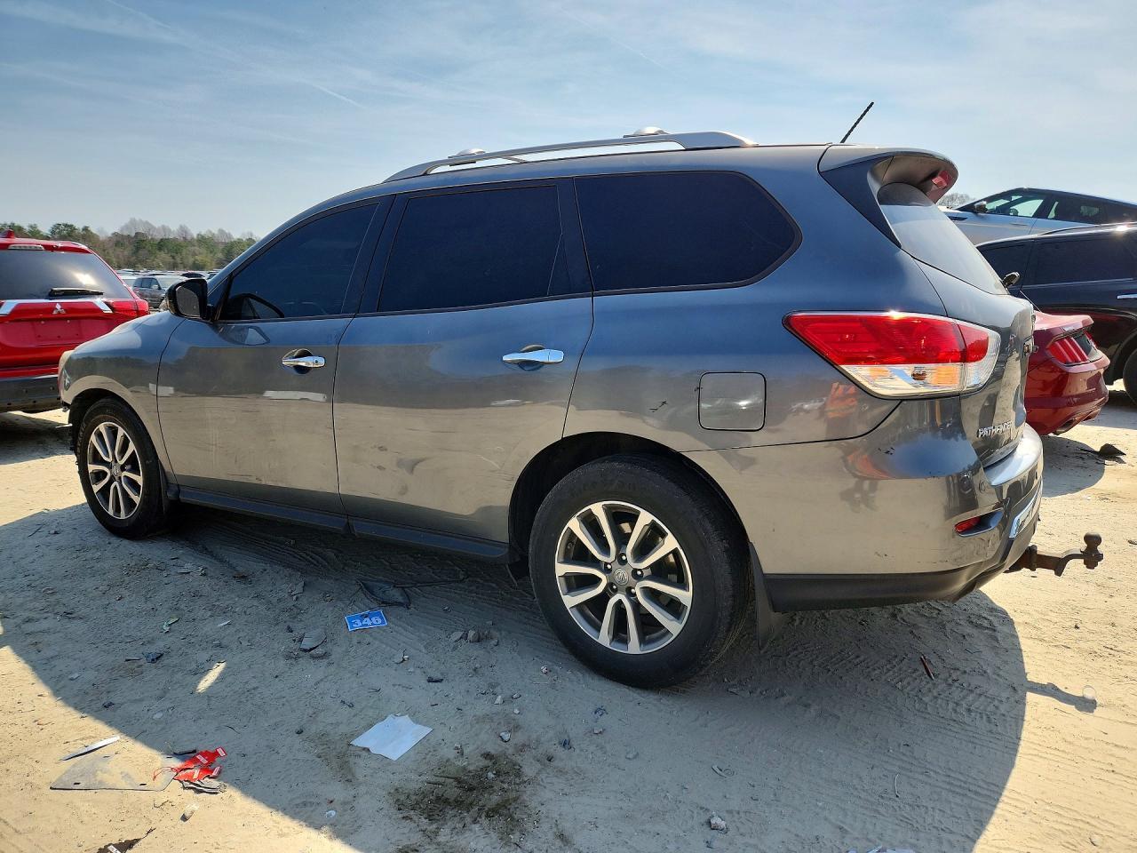 2015 Nissan Pathfinder Sv - Фото 2