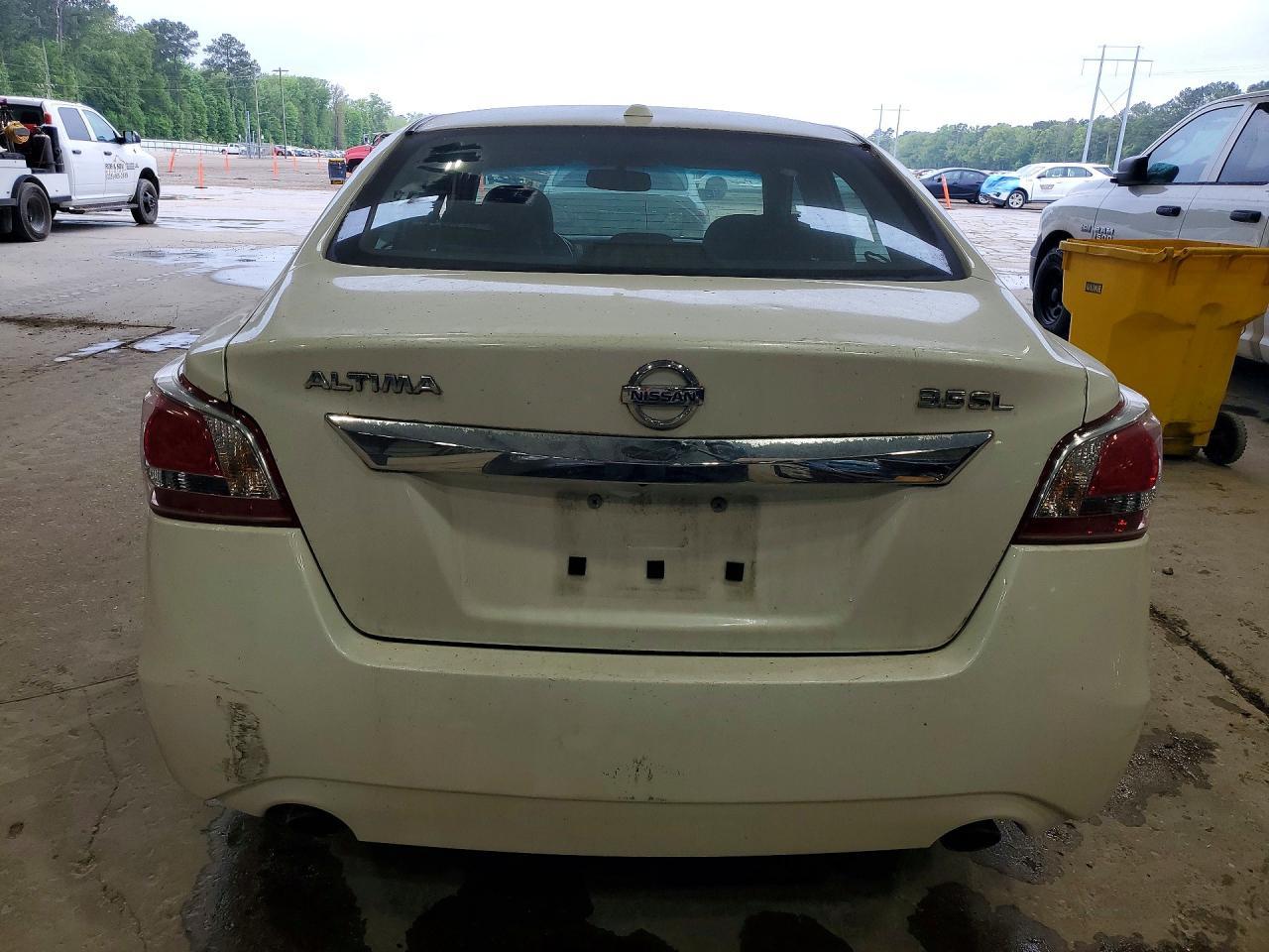 2013 Nissan Altima 3.5 S - Image 6