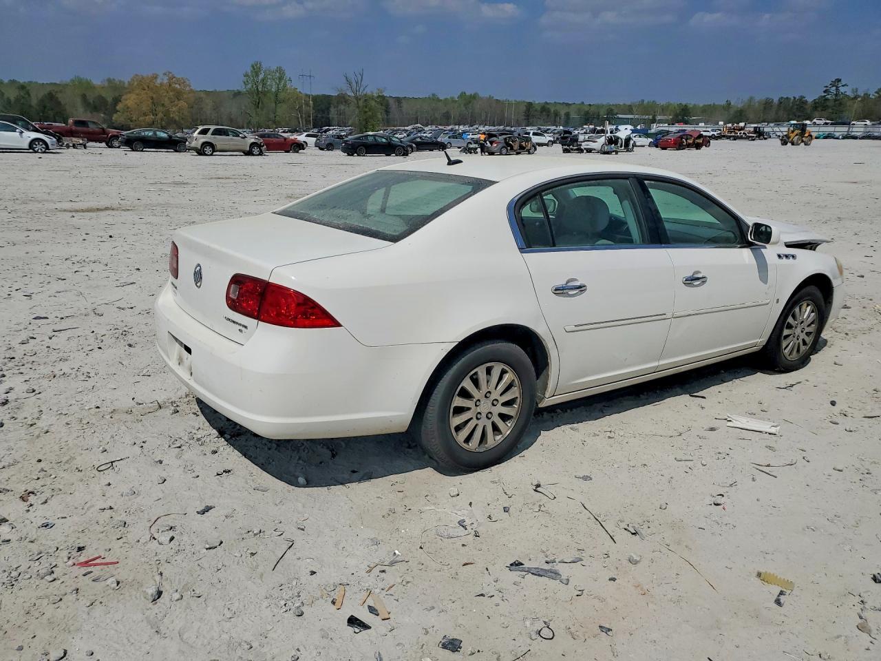 2007 Buick Lucerne Cx - Image 3