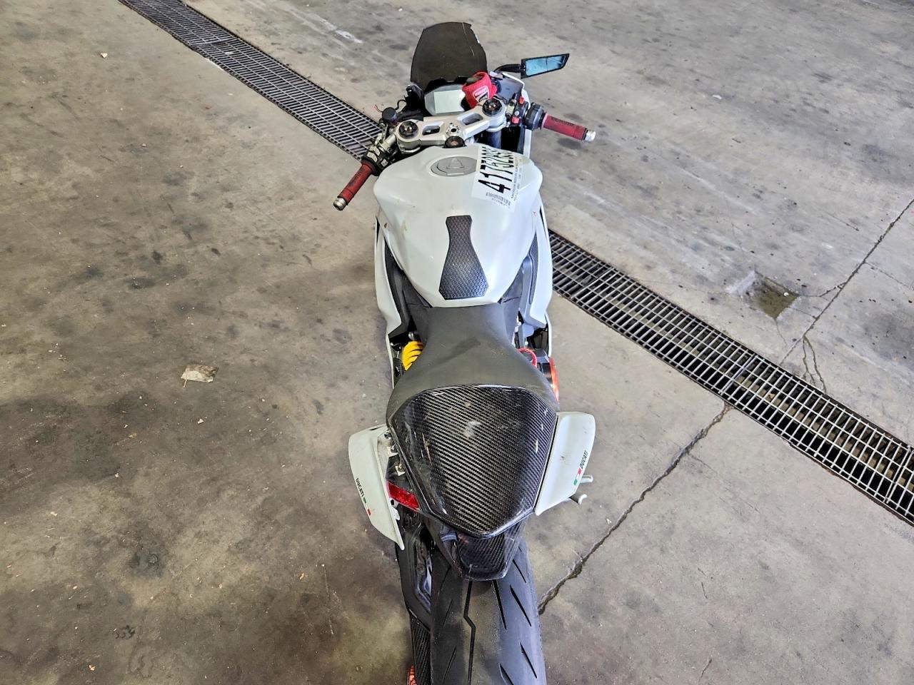 2021 Ducati Panigale V2 - Image 6